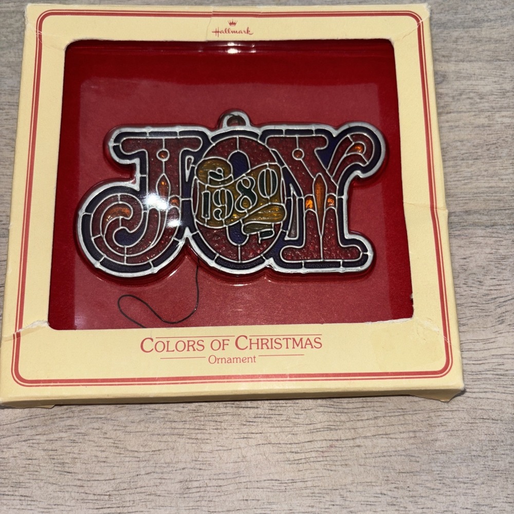 Vintage 1980 Hallmark Joy Ornament in Box Colors of Christmas Made In USA‎